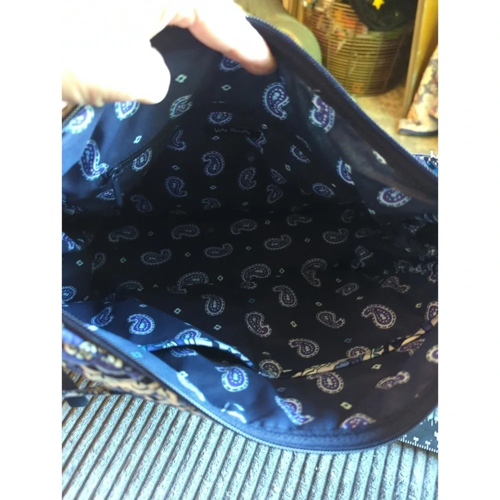 Vera Bradley Large On The Go Crossbody Shoulder Bag Deep Night Paisley